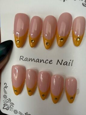 Pink/Nutral & Yellow Press-On Nail Set with Gold Accent Size Small